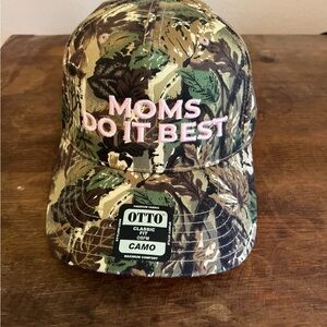 NWT Women’s Camo Hat